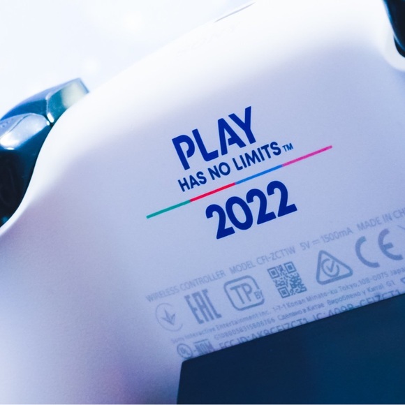 Sony PlayStation 5 DualSense Wireless Employee Controller DS - Picture 8 of 10